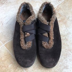 Brown Stuart Weitzman Suede Shirling Shoes